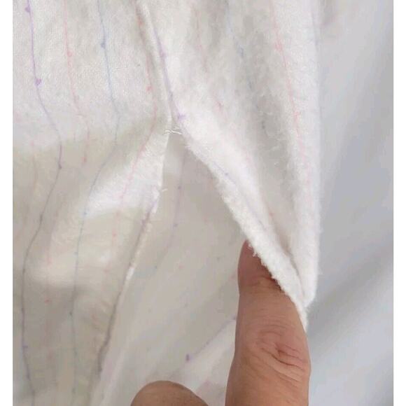 Vintage Windy Rose White Pastel Pinstriped Cotton Flannel Nightgown Size Medium - Picture 9 of 9